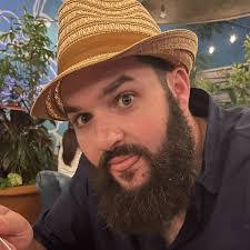 Omari Moore's Instagram, Twitter & Facebook