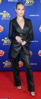 Lift your spirits with funny jokes, trending memes, entertaining gifs, inspiring stories, viral videos, and so much more. Vanessa Hudgens And Lily Collins Lead Stars On The Red Carpet At The 2020 Mtv Movie Tv Awards