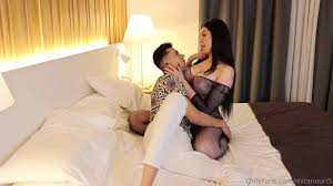 نيك ميرا نوري من شاب صغير احلى نيك في الفندق - سكس عراقي