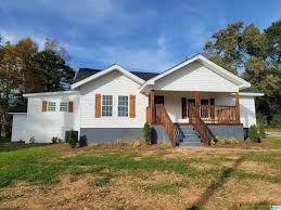 55 Anna Ridge Dr, Heflin, AL 36264