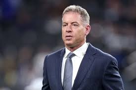 Troy Aikman answers if he’s sad over not getting a front office role with Dallas Cowboys