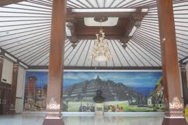 Karena emang peninggalan sejarahnya menarik perhatian. Belajar Budaya Jawa Di Museum Ronggowarsito Jawa Tengah Diyahrestiyati