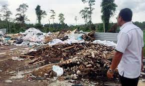 Club house, play ground area. Penduduk Terjejas Kesan Pelupusan Sampah Haram