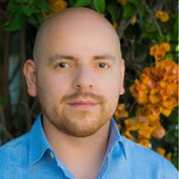 William L. Hernández