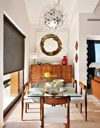 Snag the striking chandelier to add drama above your modern, contemporary or glam dining room table. 12 Modern Dining Rooms With Statement Chandeliers