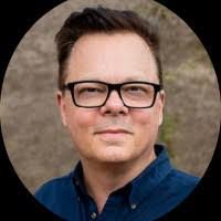 Stephanie Oller's Instagram, Twitter & Facebook