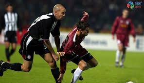 5 kasım 1972, i̇stanbul) orta saha pozisyonunda oynamış eski millî futbolcu, futbol yorumcusu ve teknik direktör. Carlos Antorio Zago Oynadigim En Iyi Futbolcu Sergen Yalcin Di Ege Ajans Com Haberin Merkezi Son Dakika Haberler