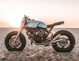 Ducati 750ss By Workersmotorcycles Found Via Themodernmotorcyclist Tristanfopma Ducati 750ss Bratcafe Scrambler Bra Ducati 750 Ducati Inazuma 750
