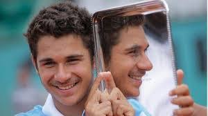 Dan Berta's Instagram, Twitter & Facebook