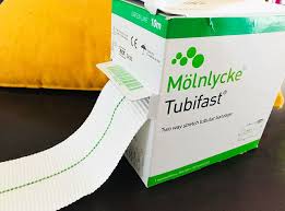 赤ちゃんやこどもの掻きむしり対策や包帯の代わりにチュビファーストが便利 包帯 赤ちゃん 便利