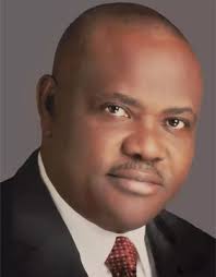 The chairman of the academic staff union of universities (asuu) at ambrose alli university, (aau) ekpoma, monday igbafen has been suspended by the university's management over alleged. Varsity Lecturers Protest Death Of Ex Asuu Chairman P M News