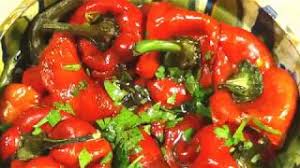 Ardeii bine spalati se taie in jumatati, pe lungime, se curata de cotoare si seminte, apoi se cantaresc. Ardei Capia Copti Cu Ulei Si Otet Youtube