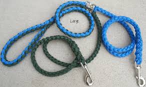 It is quite easy to do and you can finish it in just a few minutes. Double Dog Leash Paracord Ugly Mutt Pets