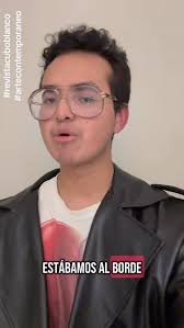 Otros datos de Otrxs Mundxs. “En mi visita a la exposición Otr*s Mund*s  comencé por leer el texto de sala donde medianamente me enteré del objetivo  de la curaduría. Es un argumento