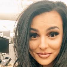 Jennifer Kersey's Instagram, Twitter & Facebook