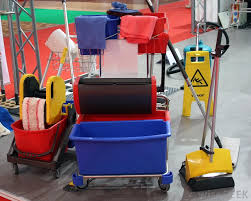What is a porter job. What Are The Different Types Of Hospital Porter Jobs