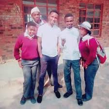 ʒɑ̃ klod vɑ̃ dam, dutch: Alex Van Damme Lekukza2 The Real Mr Me Twitter