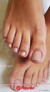 You can paint your toenails daily to match different outfits. Tacky Toes Toe Nail Color Pretty Toe Nails Feet Nails Clara Beauty My