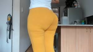 Ebony babe in tights, booty shaking and dancining - XNXX.COM
