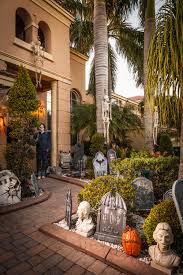 Don't miss out on these huge savings plus 12 months special financing. 10 Best Outdoor Halloween Decorations Porch Decor Ideas For Halloween