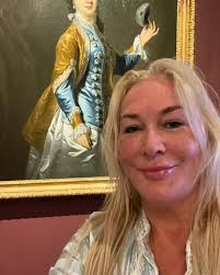 Both Mrs Garricks are in love with you Mr G 🪭♦️there cannot be any other  'Mrs Garrick ' at Garricks villa after me