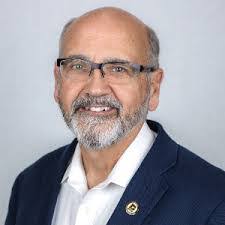 Kevin Meiners's Instagram, Twitter & Facebook