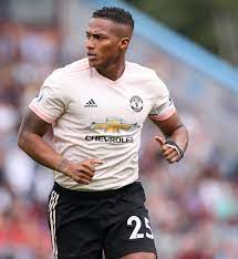 This article is about the ecuadorian footballer. Manchester United Skipper Antonio Valencia Misses Champions League Clash Vs Young Boys Due To Fears Over Plastic Pitch