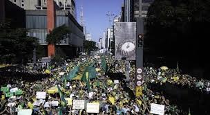 Jul 04, 2021 · o presidente jair bolsonaro (sem partido) postou imagens e criticou atos de vandalismo durante manifestação contra seu governo, ocorridos na noite de hoje, em são paulo. Manifestantes Pro Bolsonaro Ocupam Seis Quarteiroes Da Paulista Noticias R7 Brasil