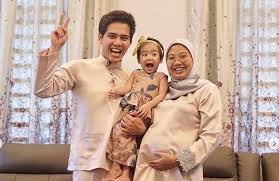 Get in touch with nurul shuhada (@adddshuhada) — 492 answers, 1004 likes. Hafidz Roshdi Timang Anak Kedua Sama Tarikh Lahir Dengan Anak Sulung