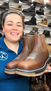 Botines para trabajar #botines #botinesparatrabajar #botinesdetrabajo  #campo #contruccion #jardineria #mexicanosenusa @Sandra Western