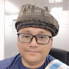 Tag your friend who like to humble brag like this