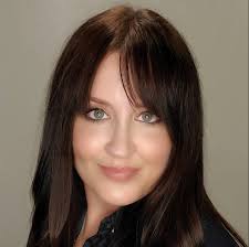 Heidi Weimer's Instagram, Twitter & Facebook