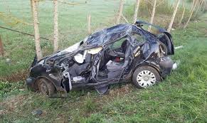 Accident de la route shared a video from the playlist creative. Moselle Deux Freres Tues Dans Un Violent Accident De La Route Le Troisieme Blesse Lorraine Actu