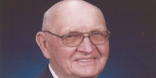 Lloyal "Bud" Amundson, 90