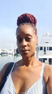 Hey everyone, thanks for letting me into the group. I'm a "Third Culture  Kid" who's worked at companies like Facebook, Zoom etc in Talent  Acquisition & Diversity & Inclusion and lived in