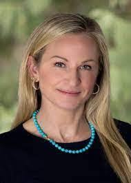 Tammy Piatt's Instagram, Twitter & Facebook