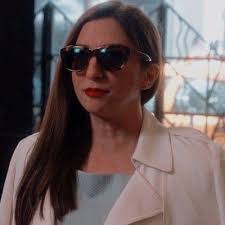 I DON'T UNDERSTAND GINA HATE : r/brooklynninenine