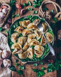 Rezept Fur Vegane Piroggen Gefullte Maultaschen Ravioli Mit Einer Fullung Aus Pilzen Und Kartoffeln Super Lecker Und Orig Rezepte Piroggen Piroggen Rezept
