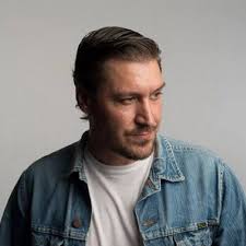 Elliot Bennett (@Elliotbennett_)