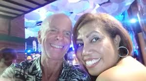 Hi 😊 I'm a Norwegian woman, 41, travelling solo and staying in Sanur for  the whole of January while working