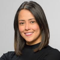 Laura Rueda's Instagram, Twitter & Facebook