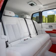 With its spacious interior, cullinan accommodates every traveller in unparalleled comfort. Interior Rolls Royce Cullinan Fux Orange 2019