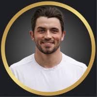 2100+ "Jasiński" profiles