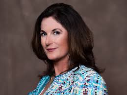 Lori Newcomb's Instagram, Twitter & Facebook