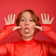 Julia Cartier Bresson (@morangos.em.furia) • Instagram photos and videos