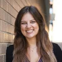 Alicia Bergstrom's Instagram, Twitter & Facebook