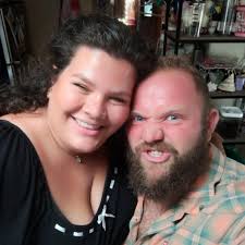 Who can provide mobile nail technician services for acrylic manicures in  Spring Hill, FL?