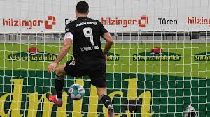 Robert lewandowski nach seinem 40. Mp6sl6cu79p Fm