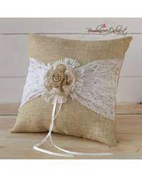 Misura 16 cm x 16 cm. Cuscino Porta Fedi Rustico Con Rosa Acc21