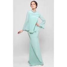 Anda dapat membuat desain kebaya organza dengan kerah leher yang tinggi dan berlengan panjang. 32 Baju Kurung Design Ideas Baju Kurung Fashion Hijab Fashion